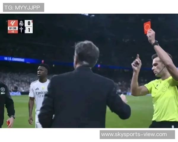 欧联杯精彩对决皇马与那不勒斯1比1平乌龙球引发争议判罚全场沸腾
