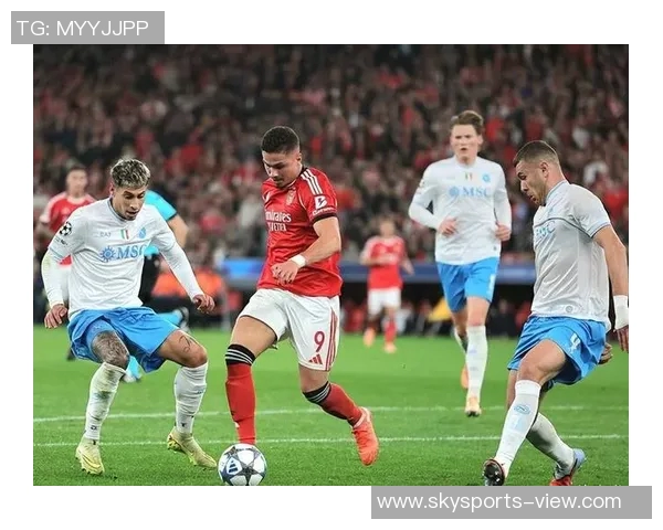 欧联杯激战本菲卡大胜国米红牌事件引发全场热议 欧联杯激战本菲卡大胜国米红牌事件引发全场热议