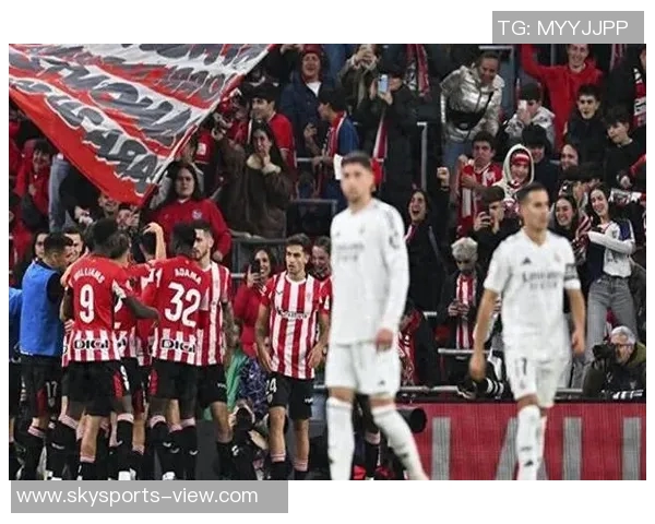 欧联杯皇马大胜多特蒙德红牌事件引发全场热议与数据分析 欧联杯皇马大胜多特蒙德红牌事件引发全场热议与数据分析