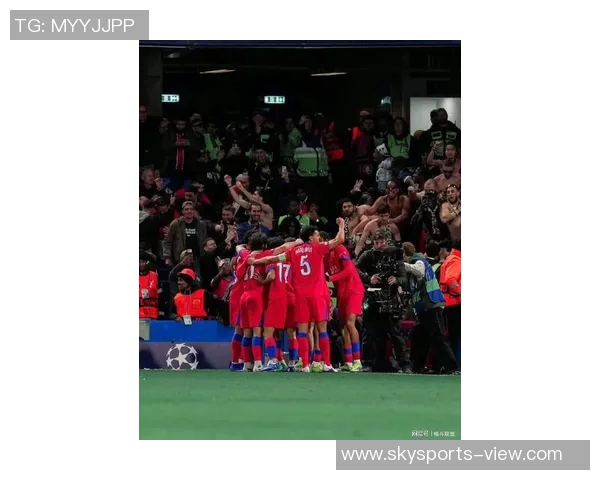 英超经典对决阿森纳与皇马激战成和补时进球引爆全场激情 英超经典对决阿森纳与皇马激战成和补时进球引爆全场激情